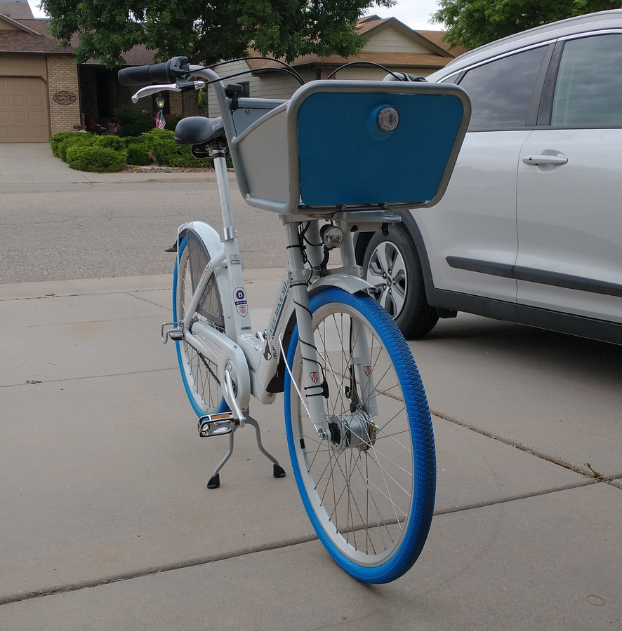My indestructible former-bike-share bike, "Daisy" (the city bike share program named it that, not me)